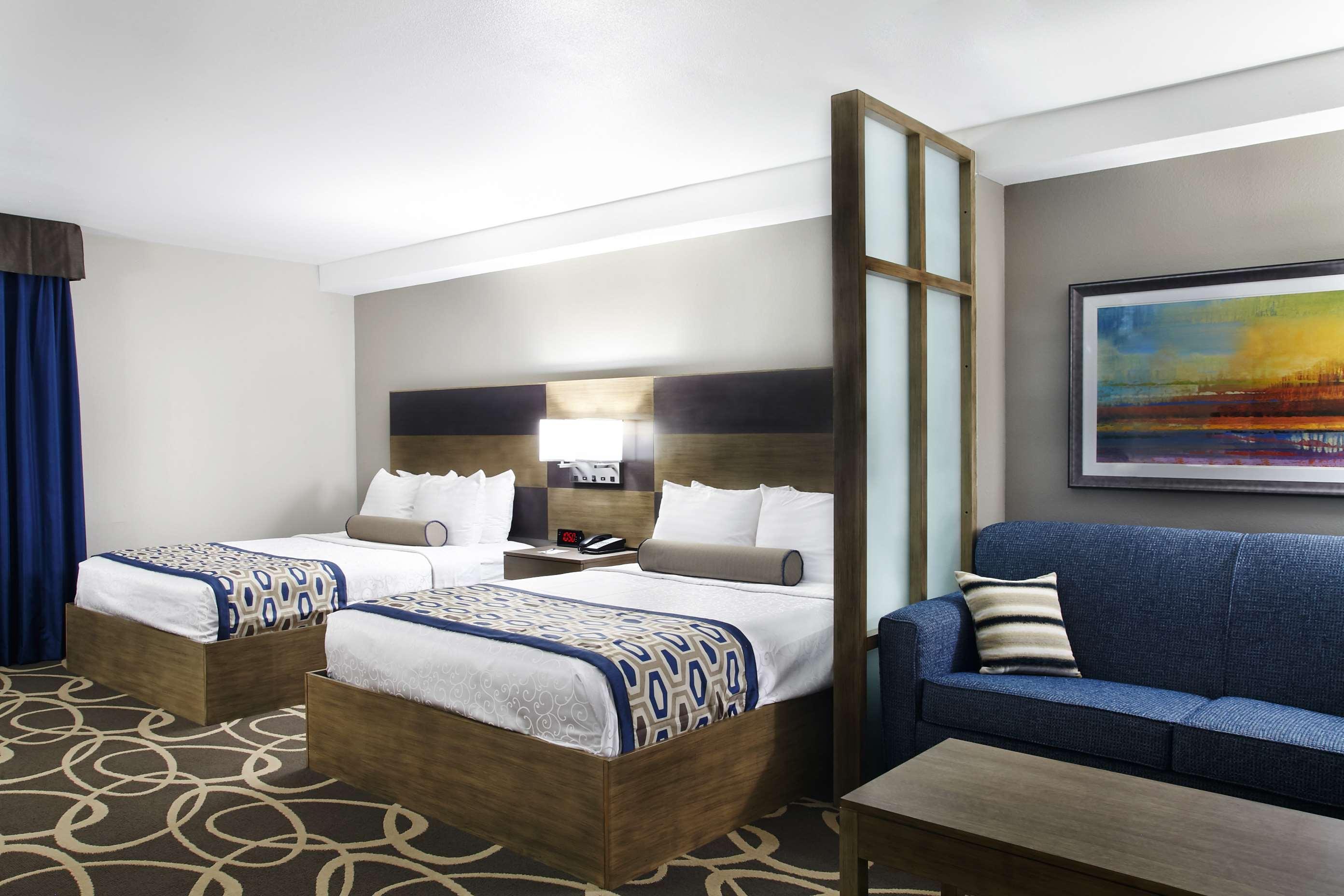 Best Western Plus Downtown North San Antonio Exterior photo