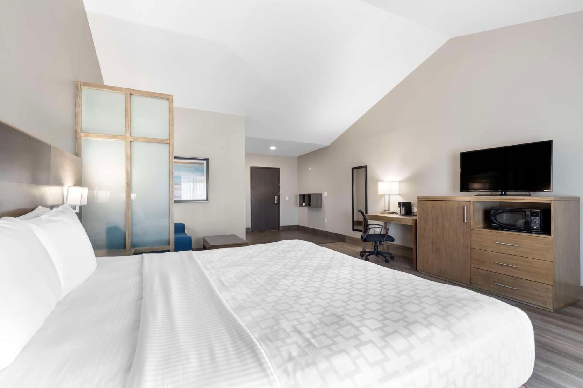 Best Western Plus Downtown North San Antonio Exterior photo