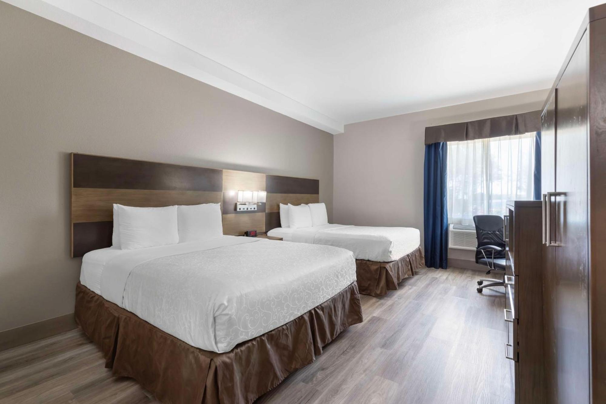 Best Western Plus Downtown North San Antonio Exterior photo